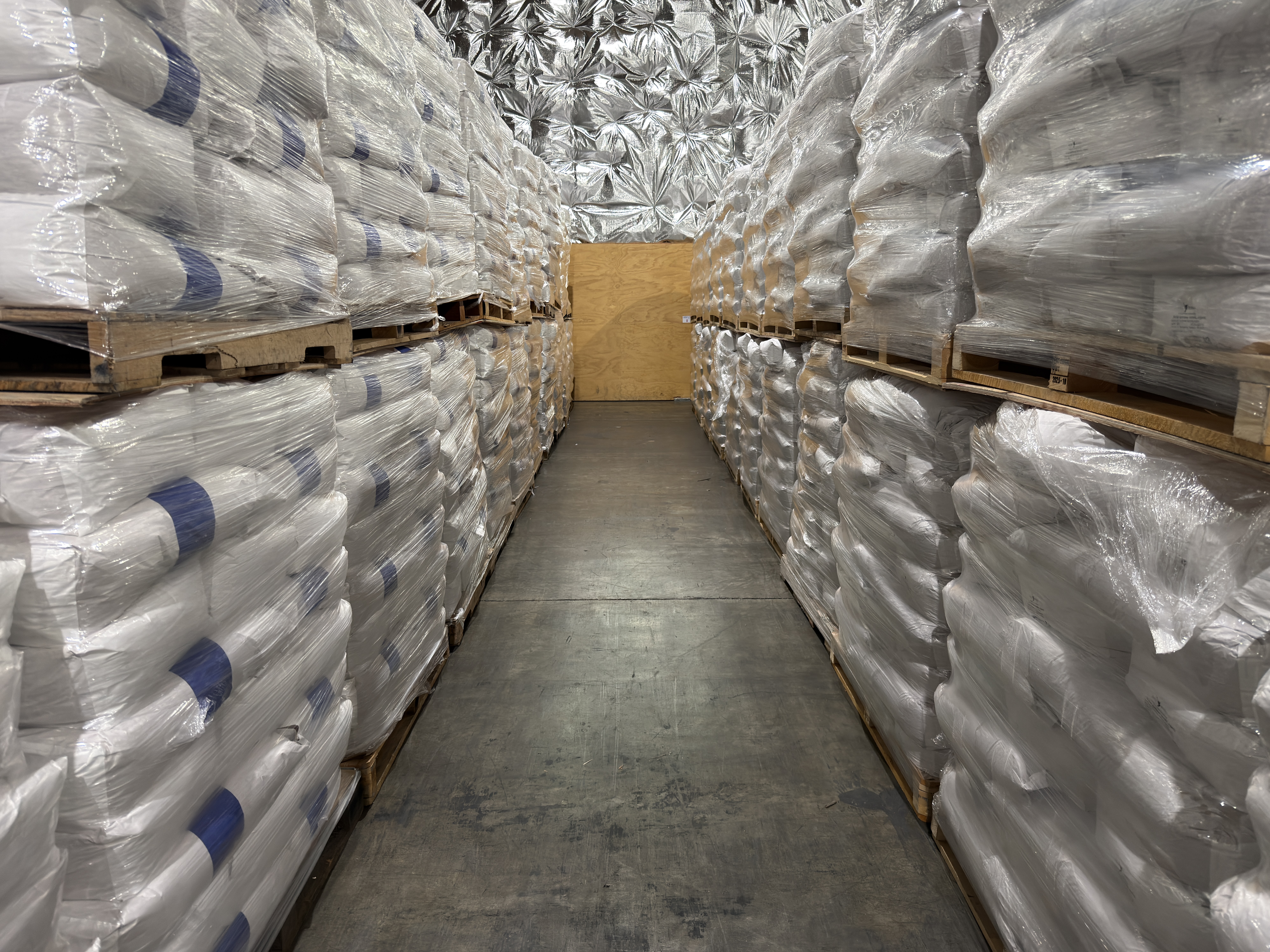 Temperature-controlled warehouse storage with palletized inventory for businesses switching 3PL providers at Wymore Transfer.